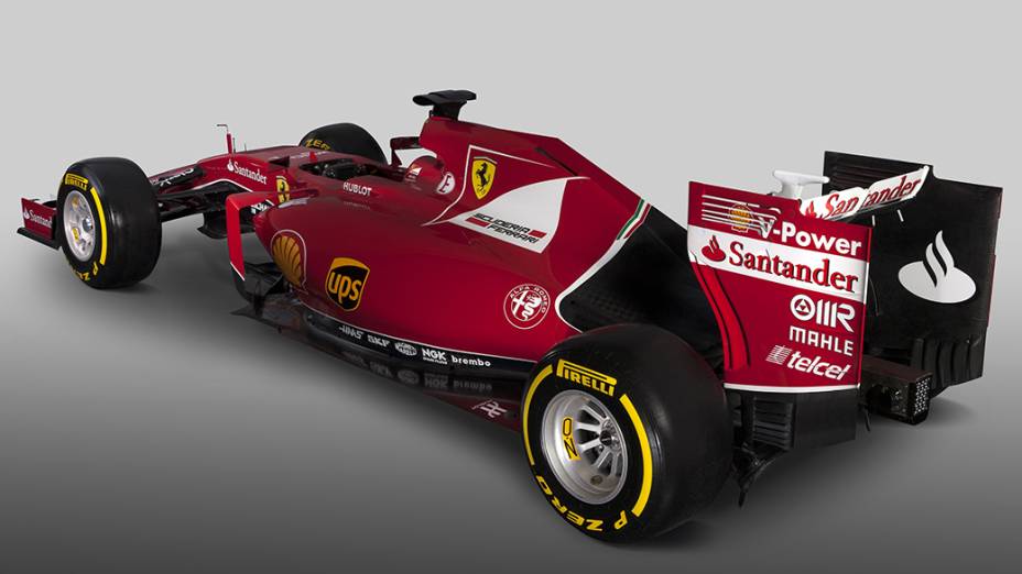 A nova Ferrari SF15-T, que será utilizada por Sebastian Vettel e Kimi Raikonnen em 2015