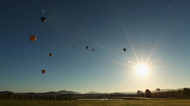 Balões no "Balloon Spectacular" durante o festival de Canberra, Austrália