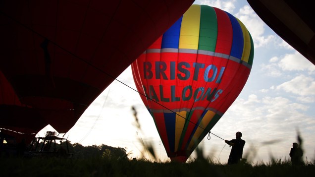 Balões durante a 34ª edição do festival de balonismo de Bristol, na Inglaterra