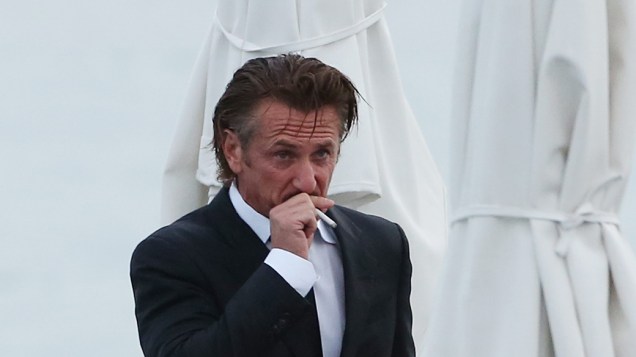 O ator Sean Penn na cidade de Cannes, em 17/05/2012