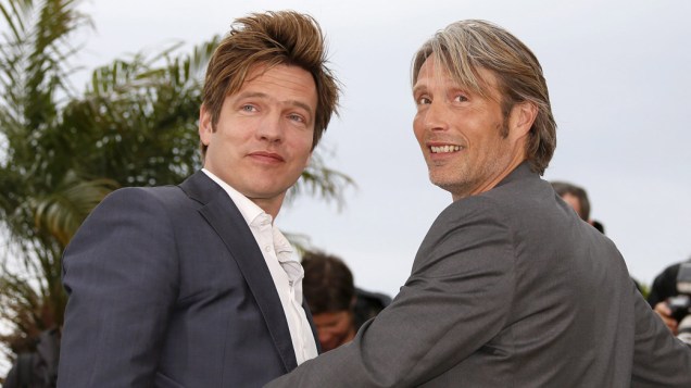 O ator Mads Mikkelsen e o diretor Thomas Vinterberg na apresentação do fime "Jagten" no festival de Cannes, na França, em 20/05/2012