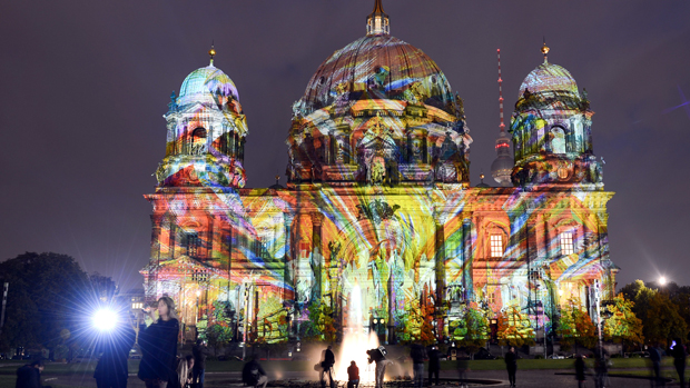 Catedral de Berlim durante a oitava edição do Festival das Luzes, na Alemanha