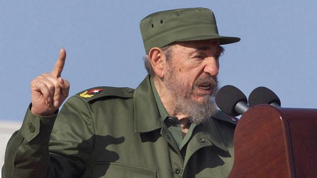 Fidel Castro lança livro de 896 páginas