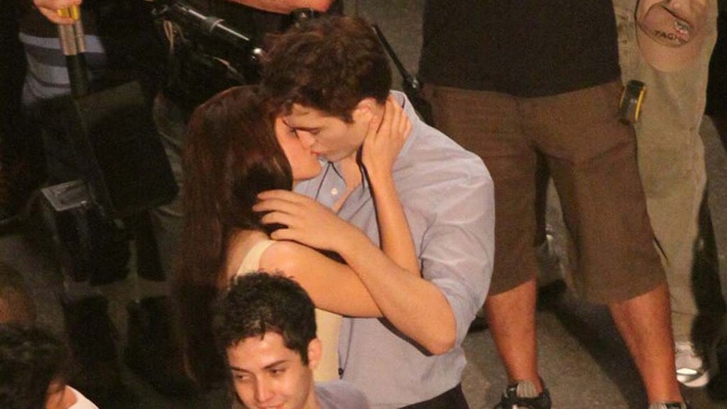 Pattinson e Kristen durante a filmagem de Amanhecer, no Rio de Janeiro