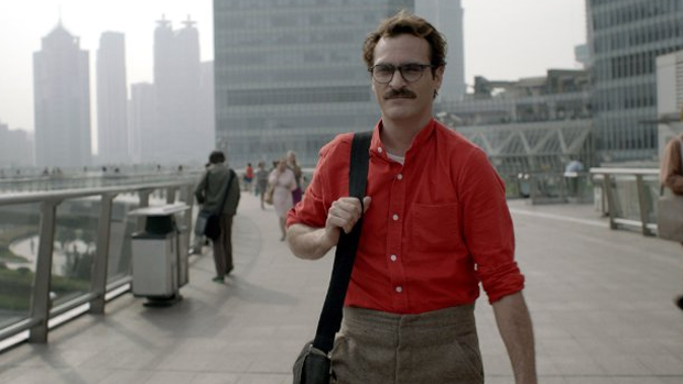 Joaquin Phoenix no filme Ela