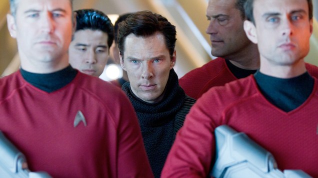 Khan Noonien Singh (Benedict Cumberbatch) no filme Além da Escuridão - Star Trek