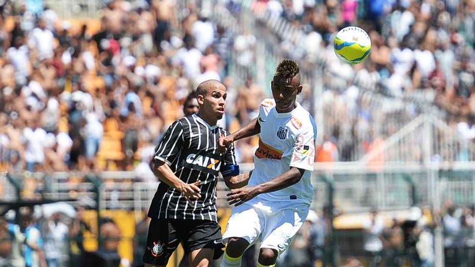 Final entre Santos e Corinthians, no Pacaembú