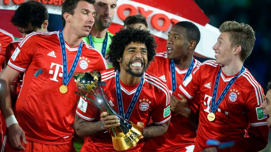 Jogadores do Bayern de Munique comemoram o título de campeão Mundial de Clubes da Fifa 2013
