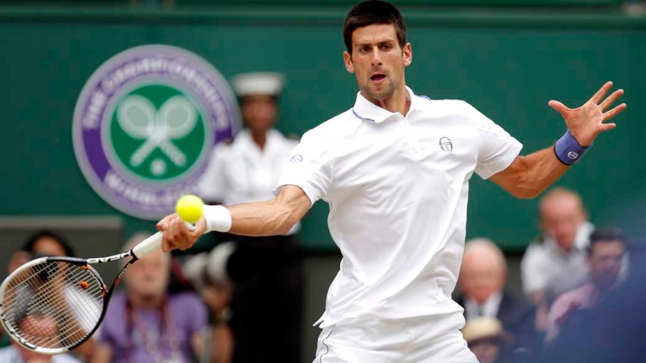 Djokovic voa em segurança e soma 29.ª vitória seguida em Wimbledon