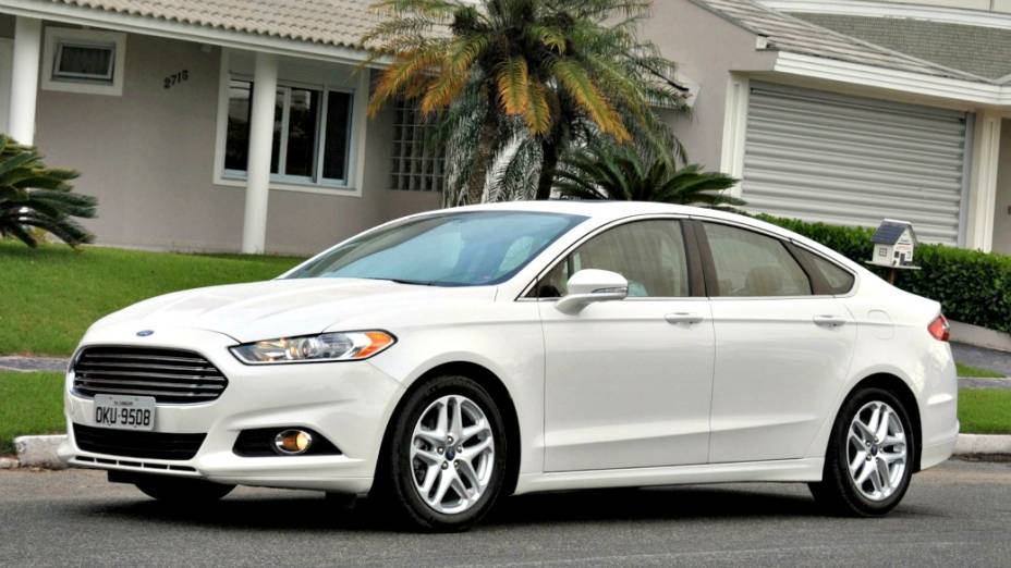 Fusion 2.5 Flex, versão mais barata do modelo da Ford