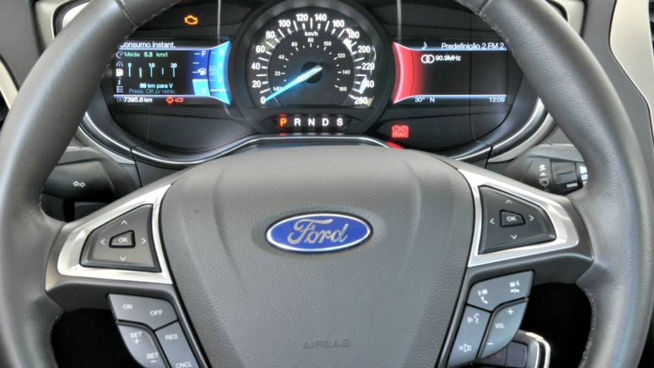 Fusion 2.5 Flex, versão mais barata do modelo da Ford