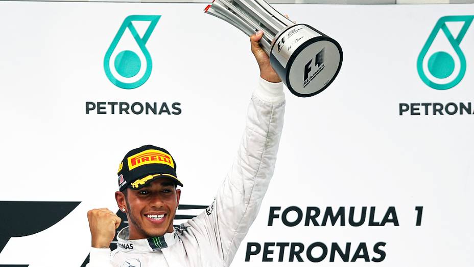 O britânico Lewis Hamilton, da Mercedes, venceu neste domingo o GP da Malásia