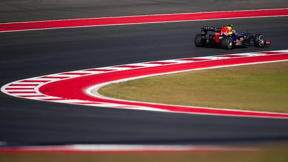 Sebastian Vettel durante o GP dos EUA, em Austin: decisão ficou para o Brasil