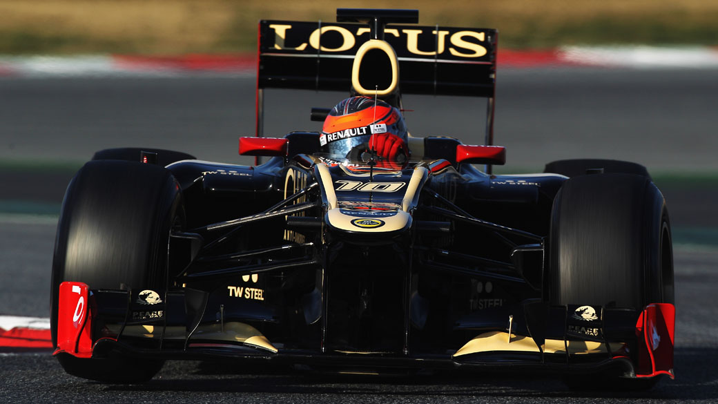 Romain Grosjean da Lotus durante testes da Formula 1 em Barcelona