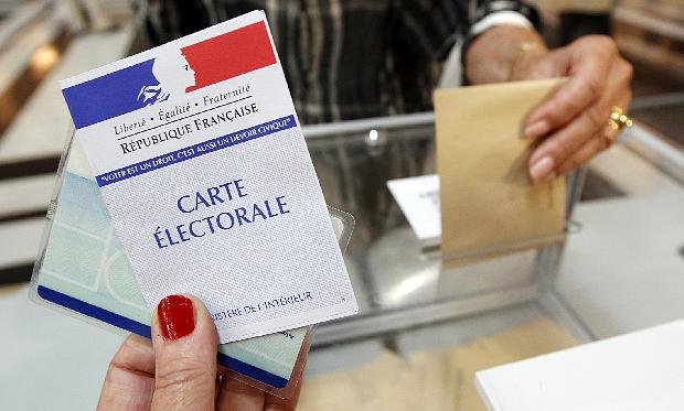 Franceses votam nas eleições legislativas