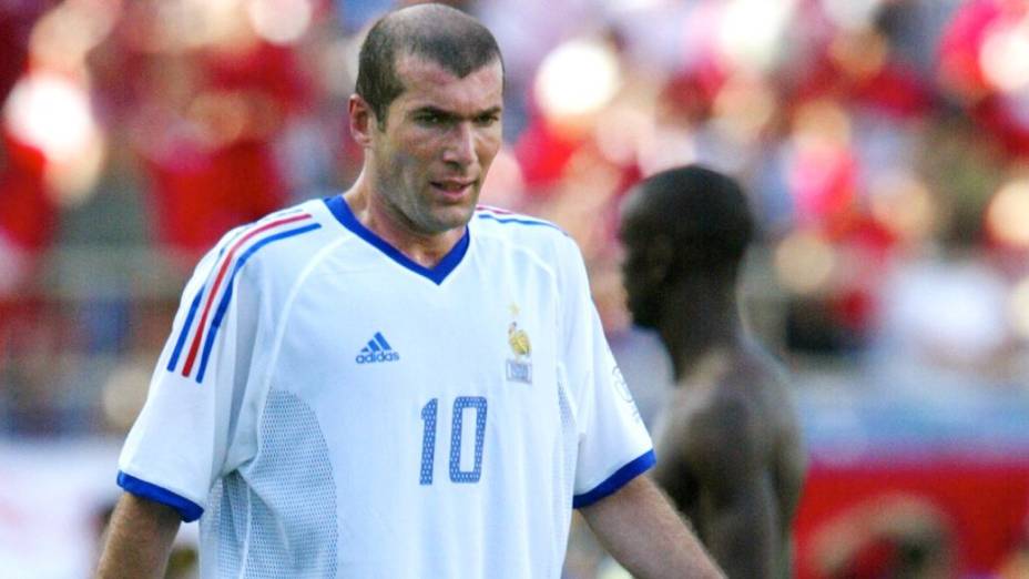 Em 2002, a França de Zidane foi eliminada da Copa na primeira fase sem marcar nenhum gol