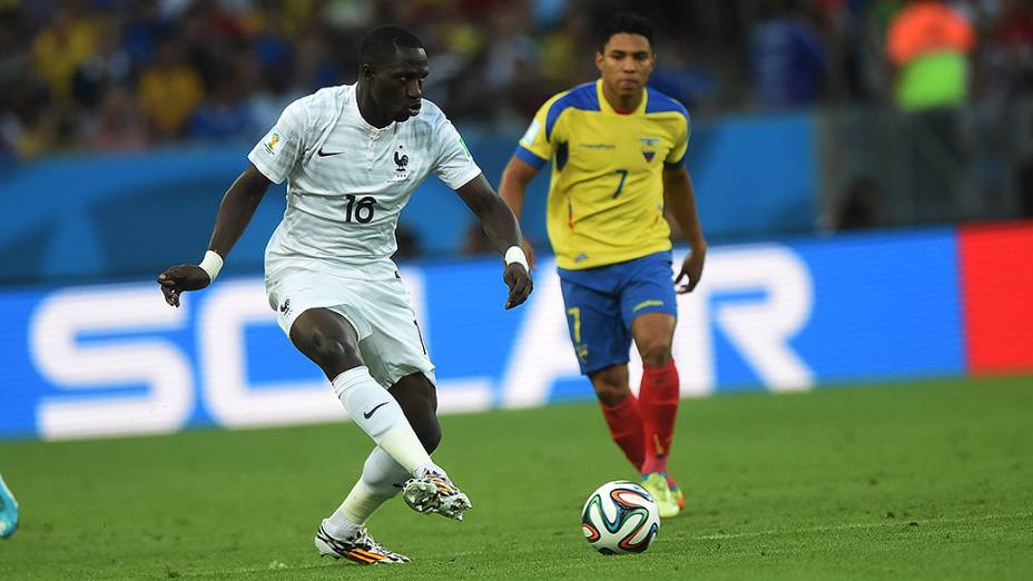 O francês Moussa Sissoko durante o jogo contra o Equador no Maracanã, no Rio