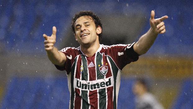 Recuperado de dores na panturilha, Fred jogará contra o América-MG, formando a dupla de ataque do Flu com Rafael Sóbis