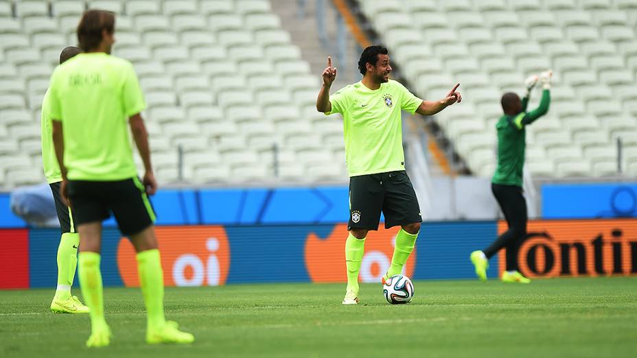 Fred durante treino da seleção antes do jogo contra o México no Castelão, em Fortaleza