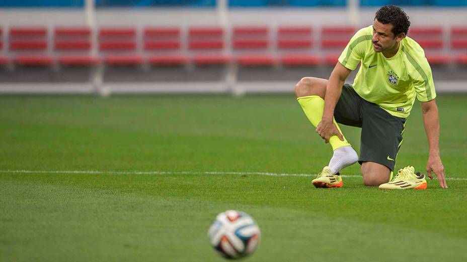 O jogador Fred, durante treino do Brasil, no estádio Mané Garrincha, em Brasília<br><br> 