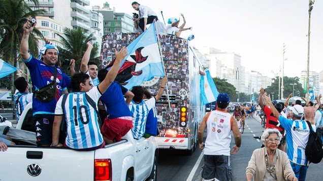 Torcedores da Argentina fazem festa no Rio de Janeiro