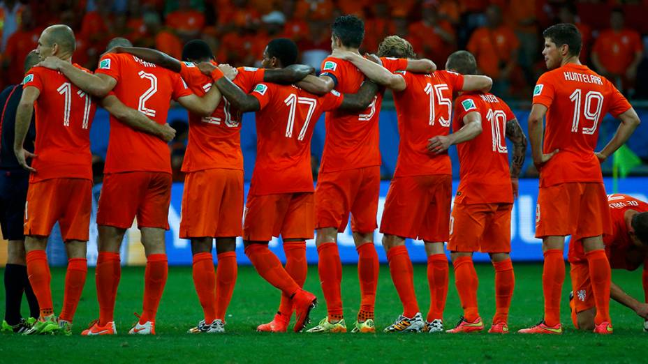 Holanda comemora vitória sobre a Costa Rica, em Salvador