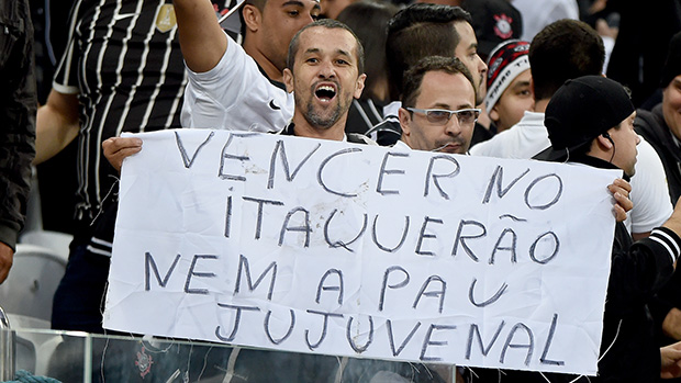 Torcida na partida Corinthians e São Paulo, no Itaquerão