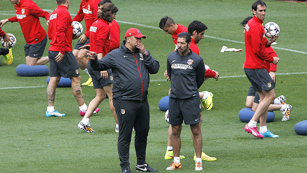 Jogadores durante treino do Atlético de Madri, na Espanha