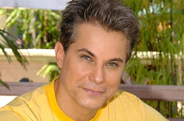 Edson Celulari, em 2005, aos 47 anos, quando interpretou o galanteador Glauco, em América.