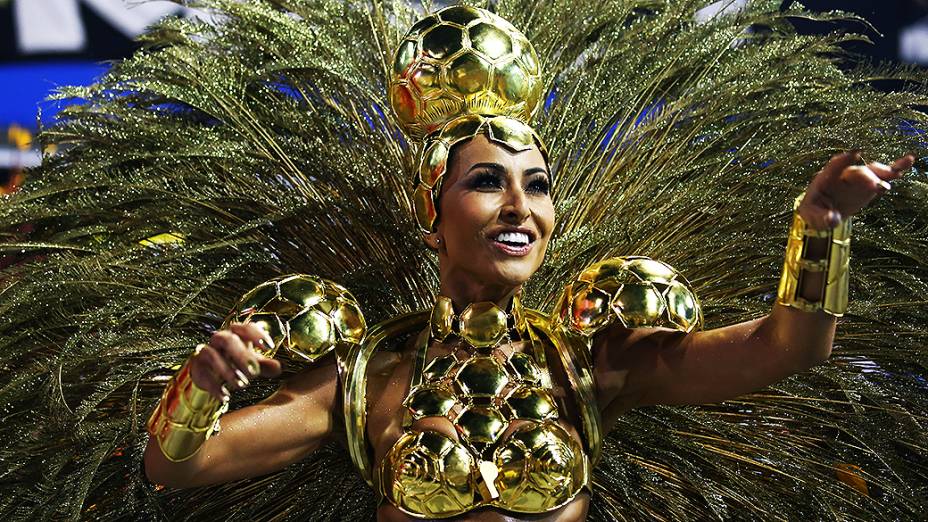 Sabrina Sato no desfile da Gaviões, em São Paulo