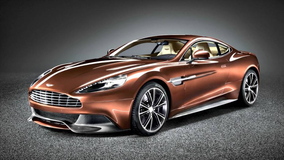 O Aston Martin Vanquish foi finalista na categoria   melhor design. O Jaguar F-Type foi o vencedor