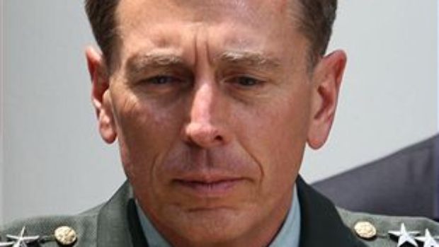 O general David Petraeus, escolhido para ocupar o antigo cargo de Stanley McChystal como comandante das tropas dos EUA e da Organização do Tratado do Atlântico Norte (Otan) no Afeganistão