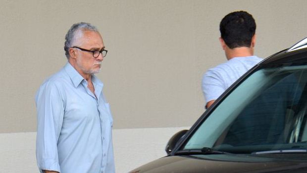 O ex-deputado José Genoino faz exames médicos em Brasília - 12/04/2014
