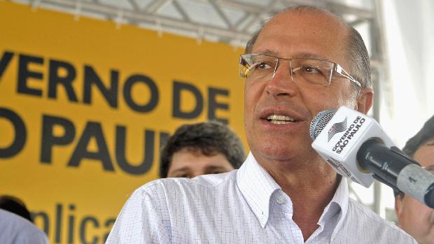 O governador de São Paulo, Geraldo Alckmin,dá início às obras de duplicação da Rodovia Euclides da Cunha, em 26 de março de 2011