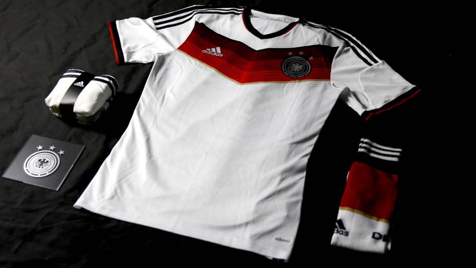 Nova camisa da Alemanha para a Copa do Mundo 2014
