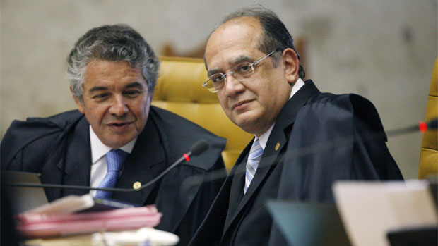 Os ministros Marco Aurélio Mello e Gilmar Mendes no Supremo Tribunal Federal