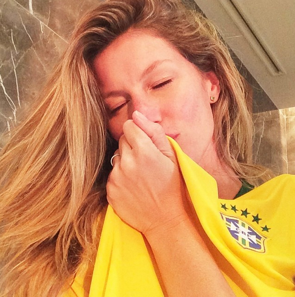 Gisele Bündchen diz estar pronta para o jogo do Brasil contra Camarões