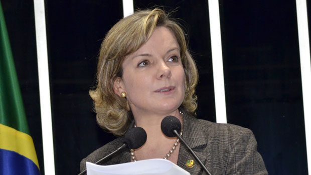 A nova ministra da Casa Civil, Gleisi Hoffman, durante pronunciamento no Senado