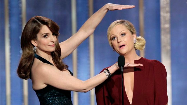 Tina Fey e Amy Poehler apresentando o 70º Globo de Ouro, em Hollywood