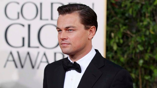 O ator Leonardo DiCaprio no Tapete Vermelho do 70º Globo de Ouro