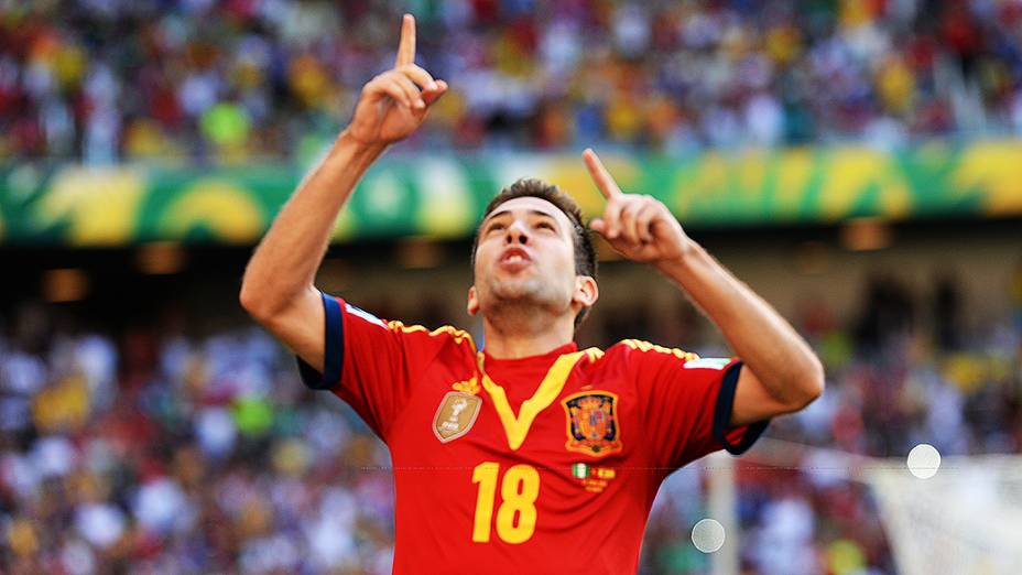 Jogador Jordi Alba, da Espanha, comemora gol contra a Nigéria, pela Copa das Confederações, em Fortaleza