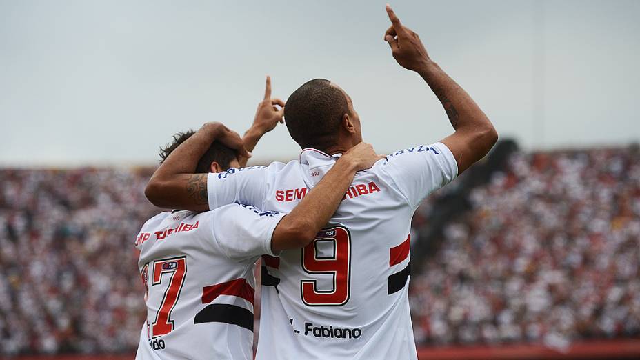 Partida entre São Paulo e Fluminense no Morumbi