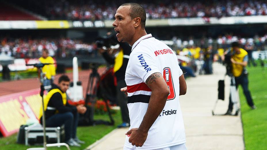 Partida entre São Paulo e Fluminense, no estádio do Morumbi