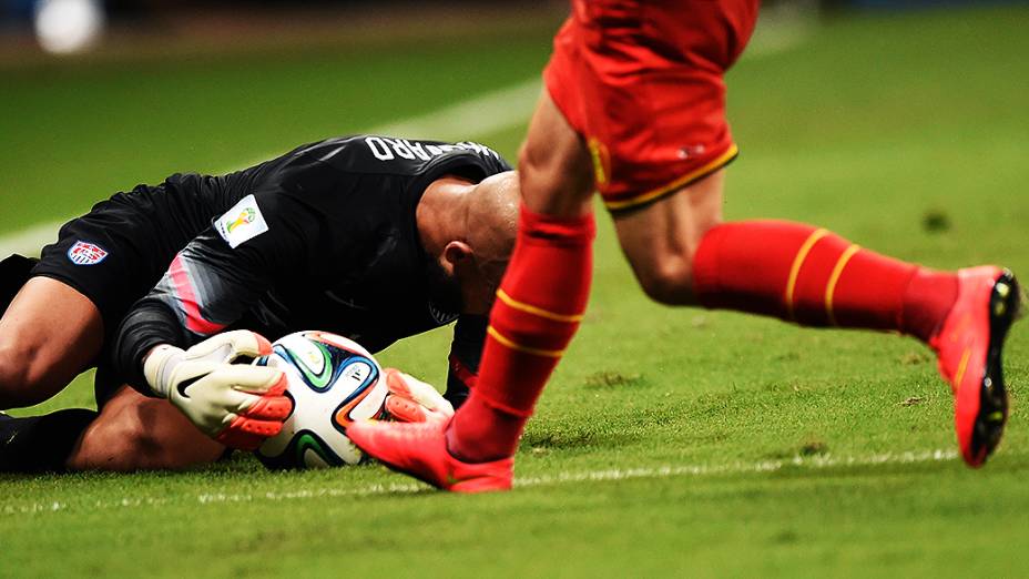 O goleiro americano Tim Howard, destaque do jogo entre Bélgica e EUA na Fonte Nova, em Salvador, pelas oitavas de final da Copa do Mundo