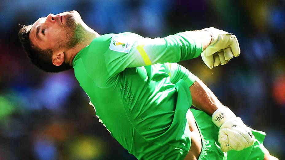 O goleiro Ben Foster, da Inglaterra, durante o jogo contra a Costa Rica no Mineirão, em Belo Horizonte