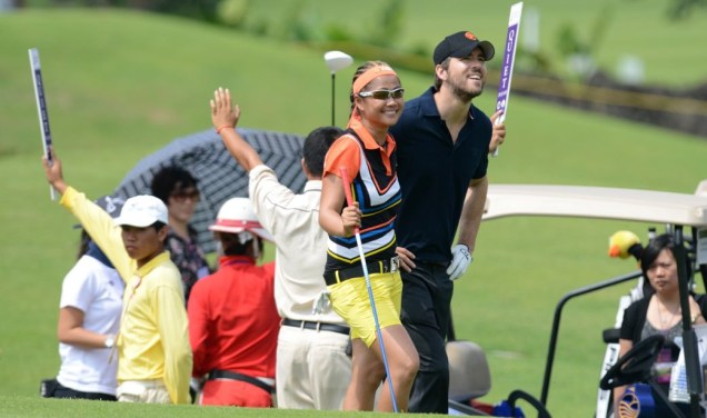  <br><br>  O ator Ryan Reynolds no torneio de golfe das celebridades em Haikou, na China, nesta sexta-feira