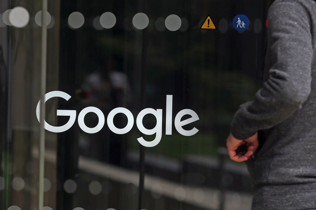 Logo do Google na sede da empresa em Londres