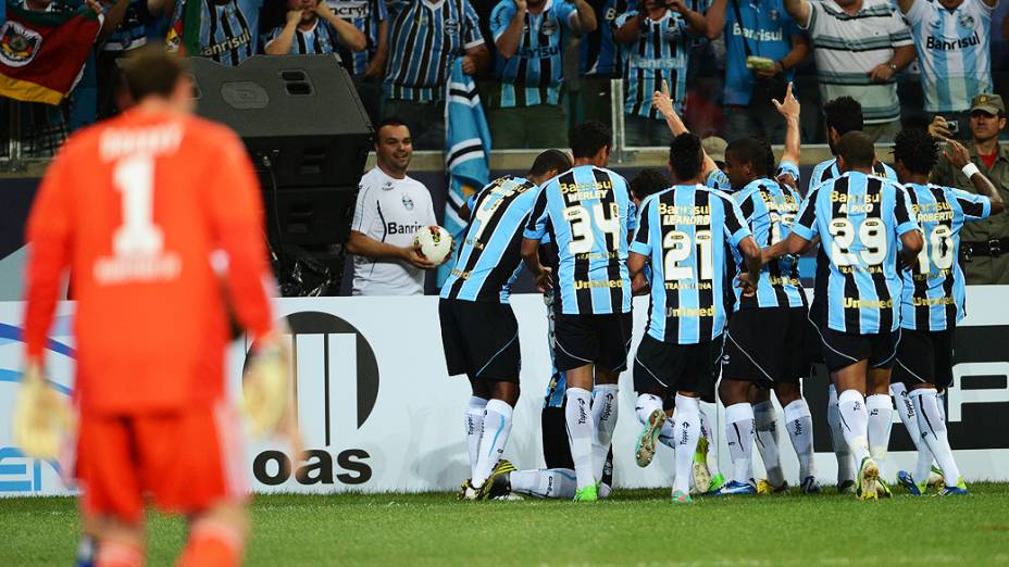 Grêmio e Hamburgo se enfrentam na abertura da Arena Grêmio