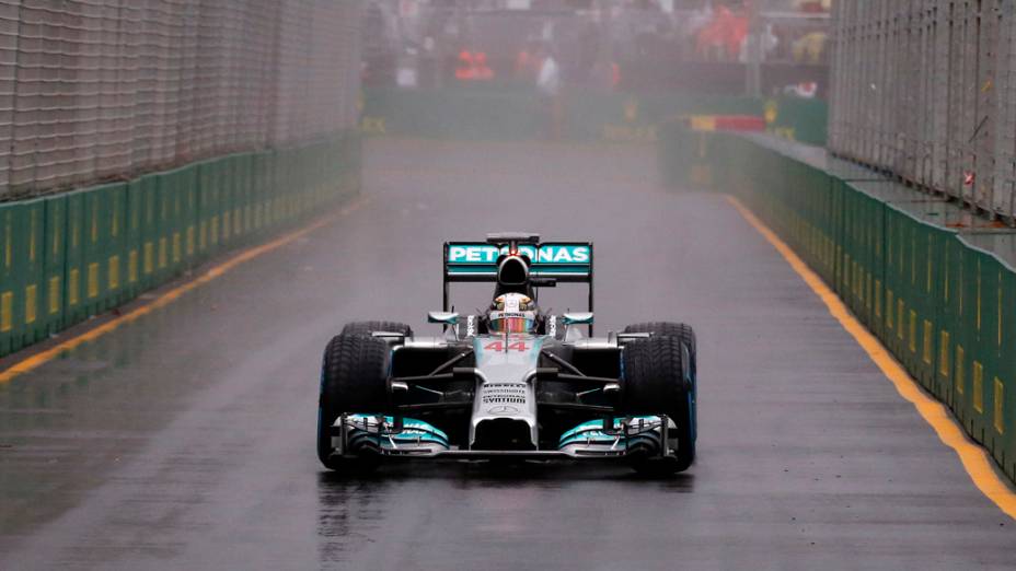 Lewis Hamilton, da Mercedes durante treino no GP da Austrália de F1