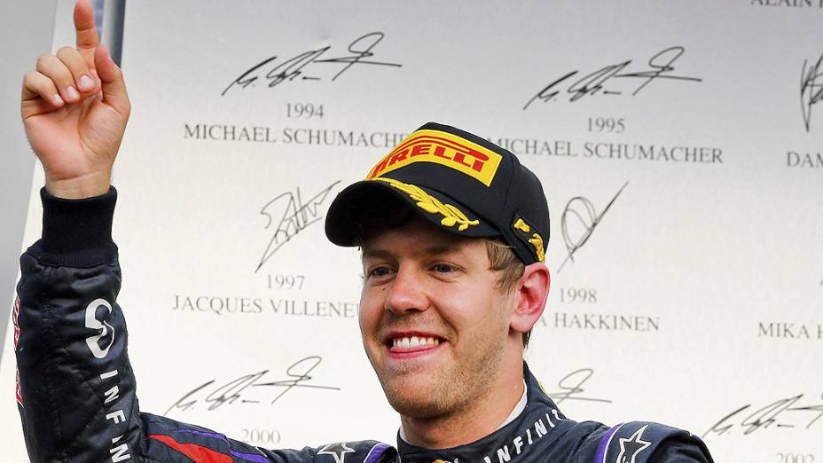 O piloto alemão Sebastian Vettel, atual tricampeão mundial, venceu o Grande Prêmio do Bahrein, quarta prova da temporada mundial da Fórmula 1